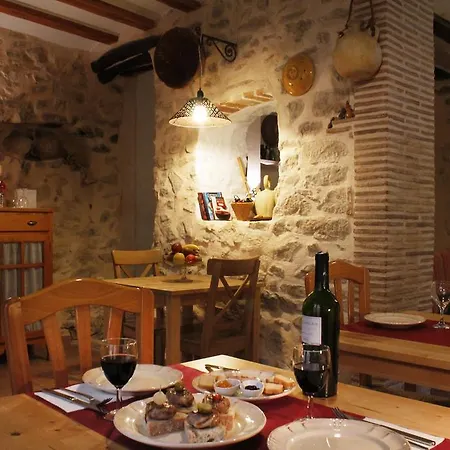 B&B Casa Rural El Castellot *