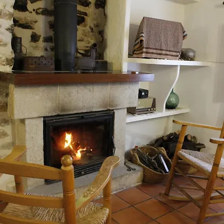 Bed & Breakfast Casa Rural El Castellot